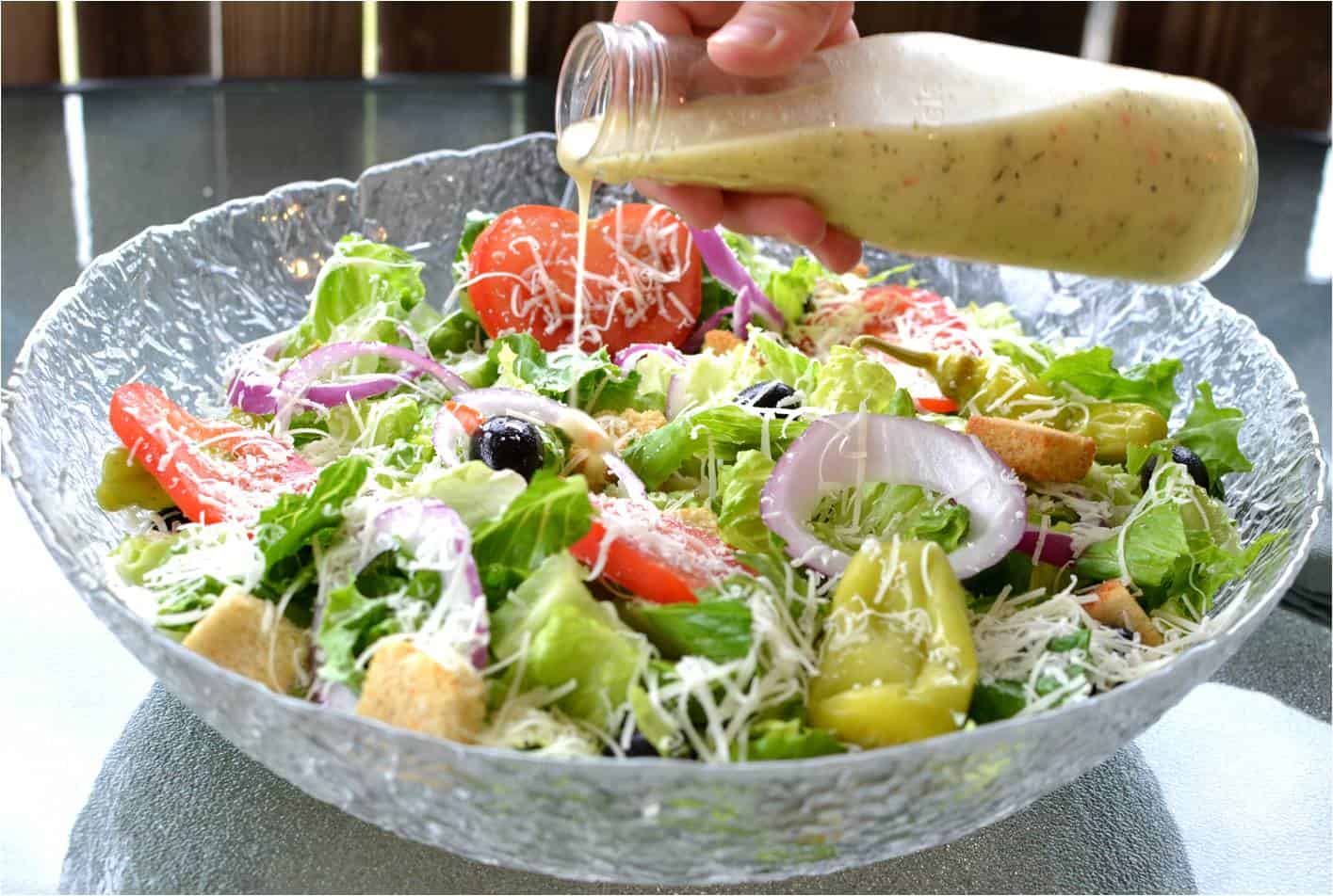 Olive Garden Salad Dressing So easy to make at home!