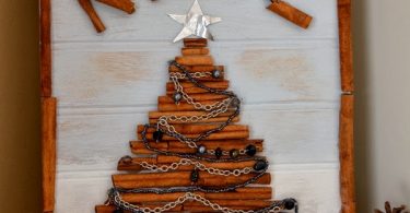 Cinnamon Stick Christmas Tree Sign